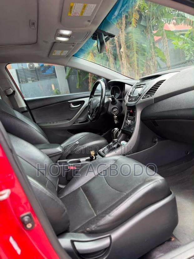 Hyundai Elantra Limited PZEV 4dr Sedan (1.8L 4cyl 6A) 2015 Black