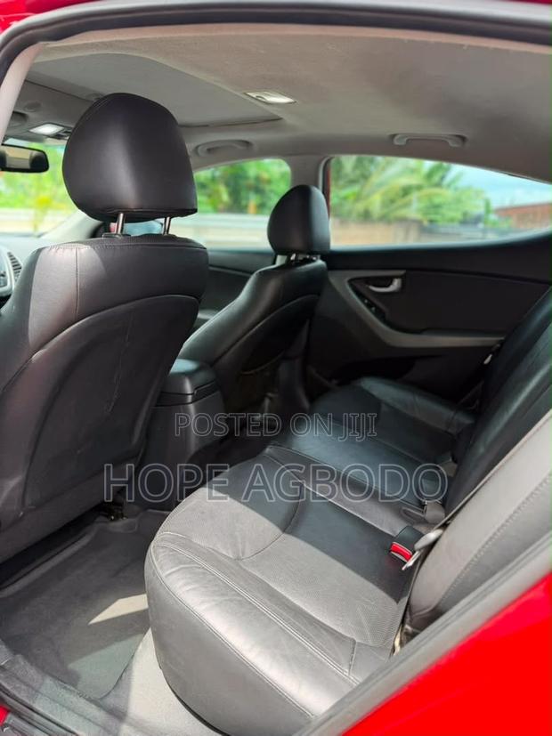 Hyundai Elantra Limited PZEV 4dr Sedan (1.8L 4cyl 6A) 2015 Black