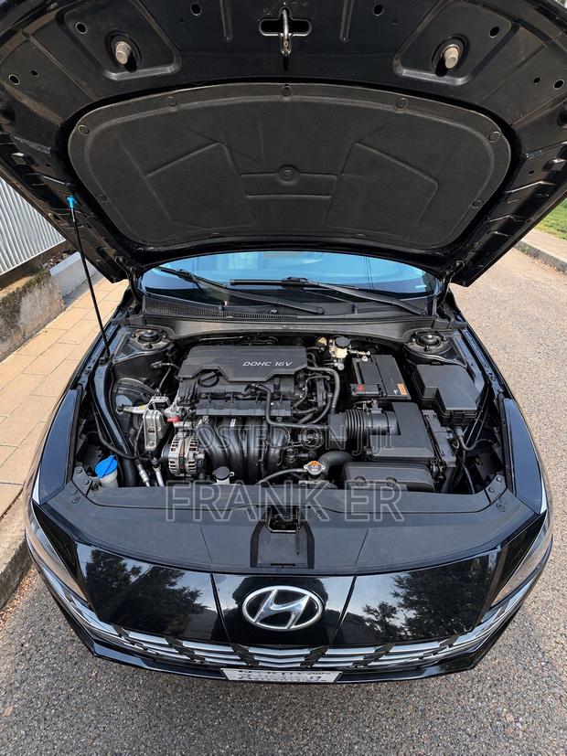 Hyundai Elantra Limited 2021 Black