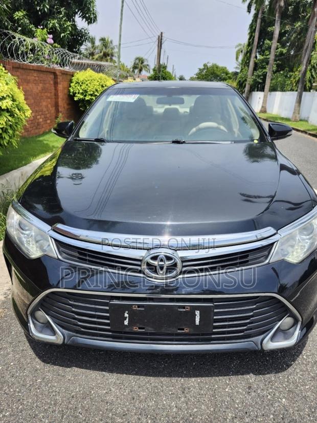 Toyota Camry 2016 Black