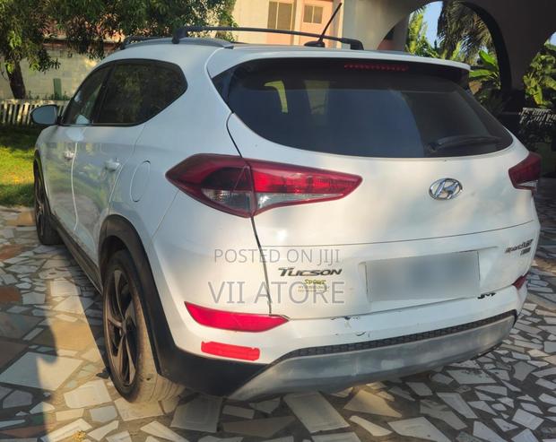 Hyundai Tucson Sport AWD 2017 White