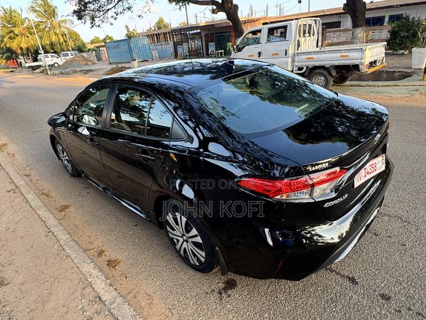 Toyota Corolla LE 2022 Black
