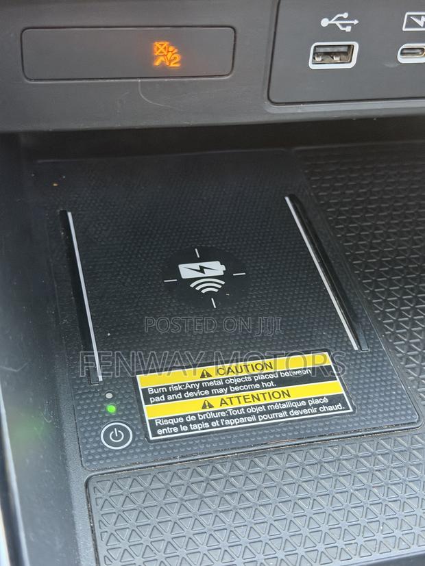 Honda CR-V Hybrid 2024 Gray