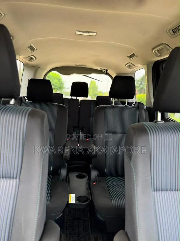 Toyota Voxy 2016 Black