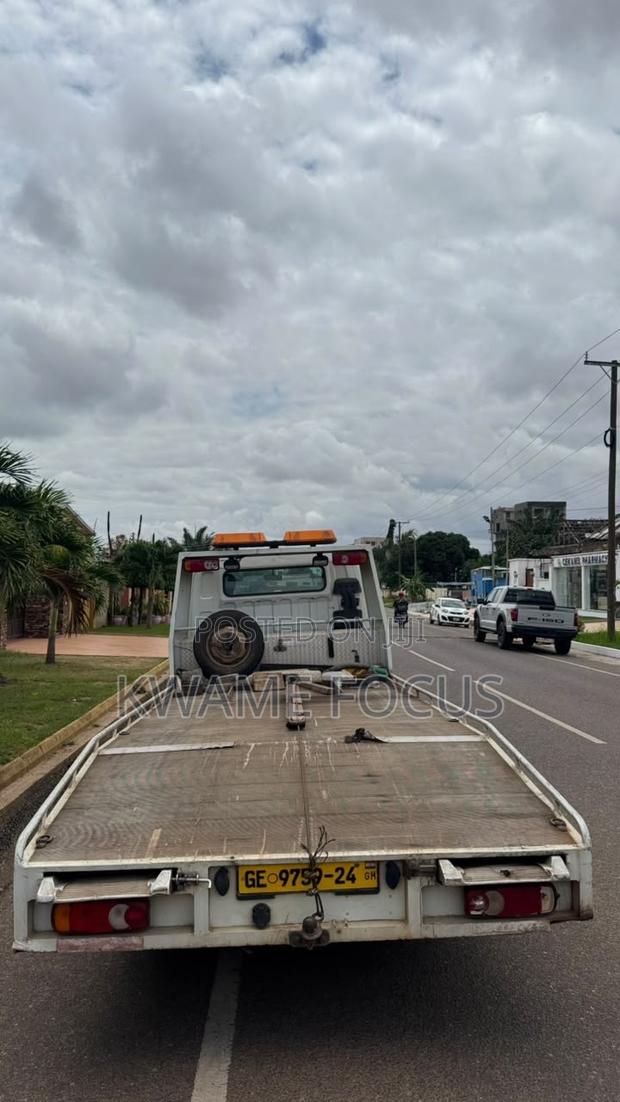 Mitsubishi Canter 2015 White