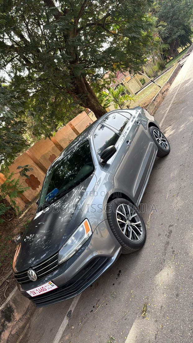 Volkswagen Jetta 1.4T SE 2016 Gray
