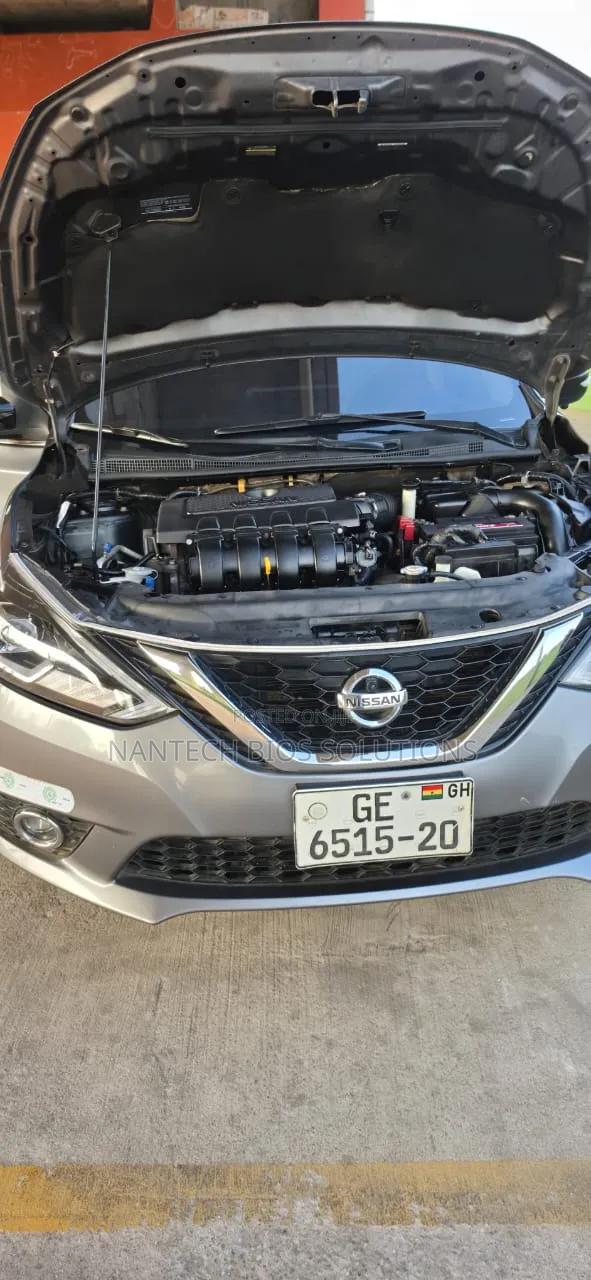 Nissan Sentra SR 2017 Gray