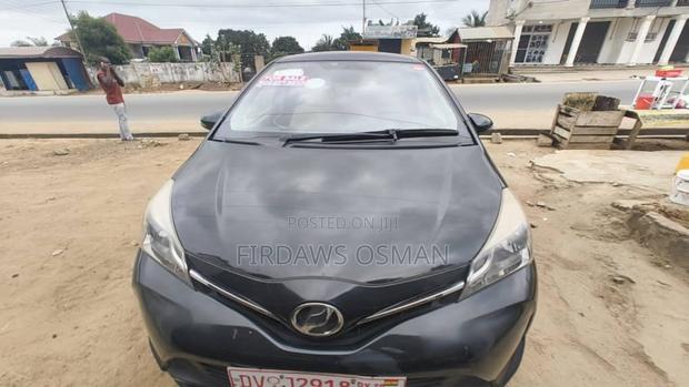 Toyota Vitz 2015 Black