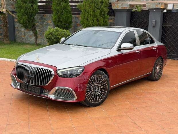 Mercedes-Benz E300 2017 Burgundy