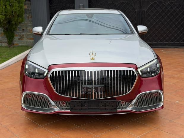 Mercedes-Benz E300 2017 Burgundy