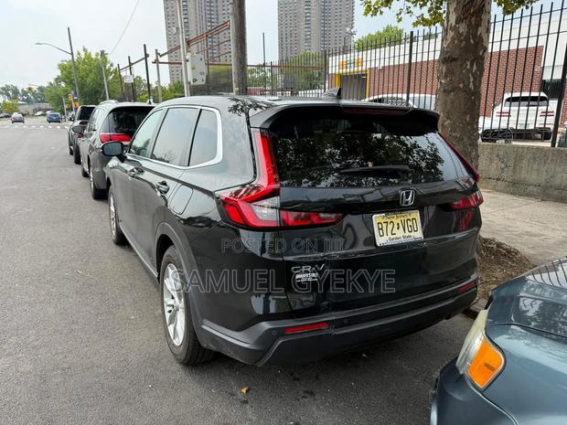 Honda CR-V EX AWD 2023 Black