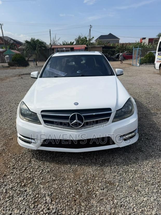 Mercedes-Benz C250 2014 White