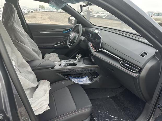 New Changan X5 Plus High-Energy Pro 2026 Gray