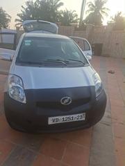 Toyota Vitz 1.0 FWD 3dr 2010 Silver for sale
