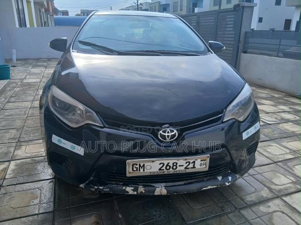 Toyota Corolla 2016 Black
