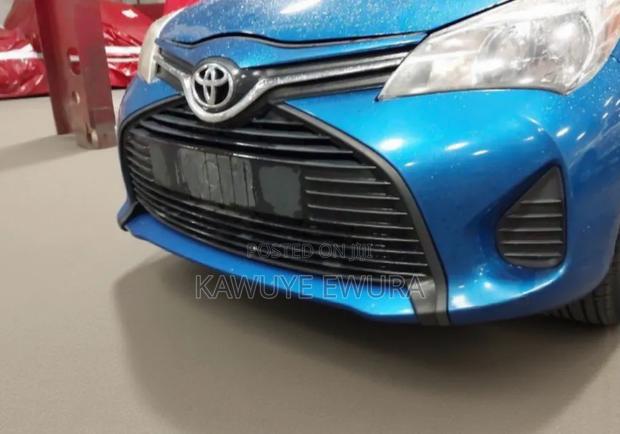Toyota Yaris SE Hatchback 5dr 2017 Blue