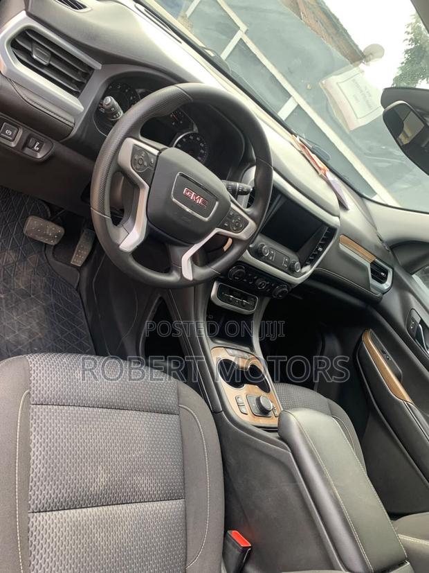 GMC Acadia 2021 Gray