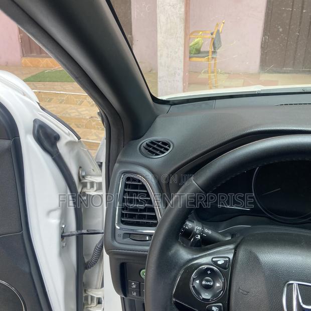 Honda HR-V Sport AWD 2019 White