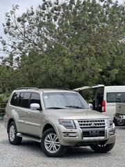 Mitsubishi Pajero V80 3.8 V6 GLS 2016 Gold for sale