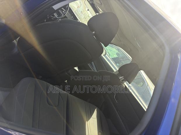 Hyundai Elantra Limited 2021 Blue