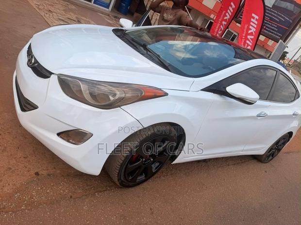 Hyundai Elantra 2013 White