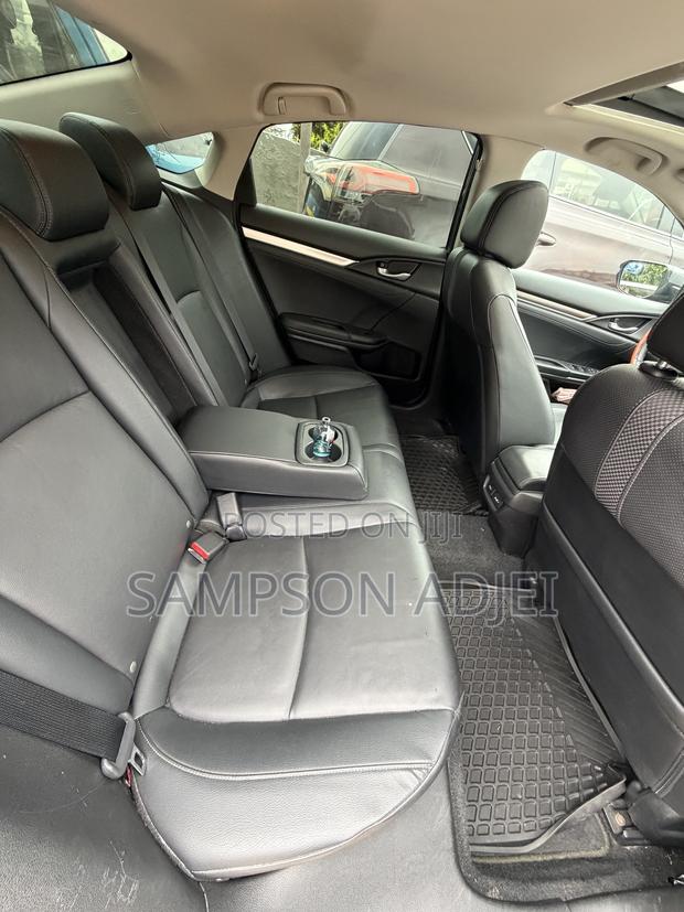 Honda Civic Touring Sedan 2020 Gray