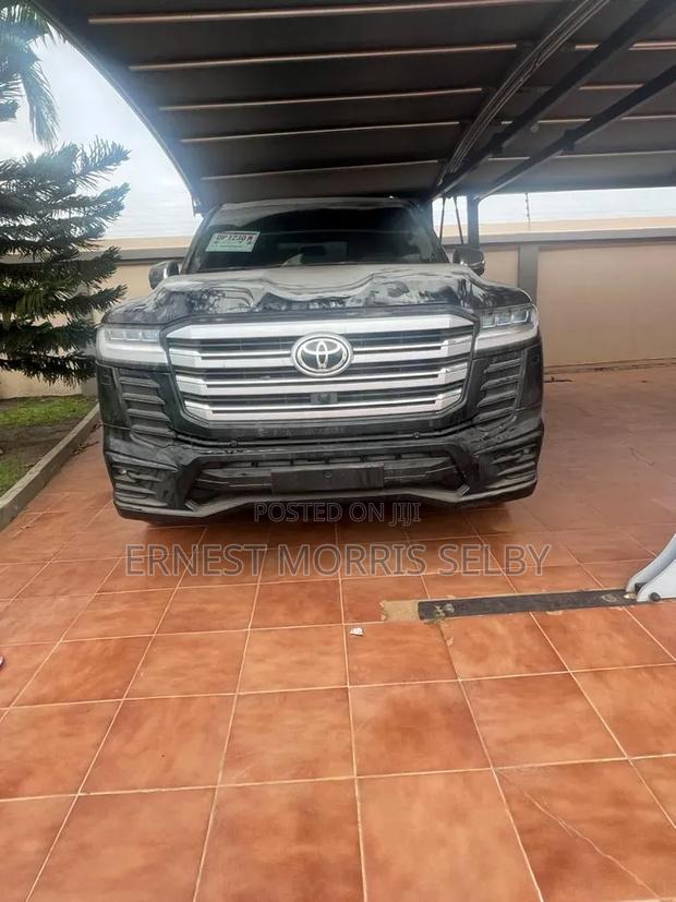 Toyota Land Cruiser 2022 Black