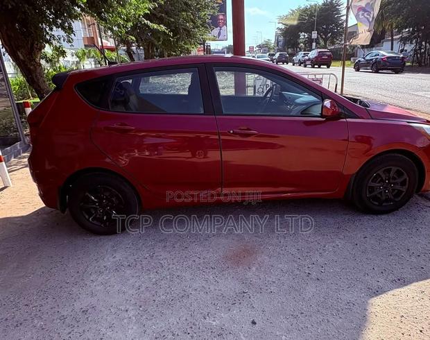 Hyundai Accent GS 2013 Red