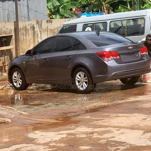 Chevrolet Cruze 1LT Auto 2013 Gray