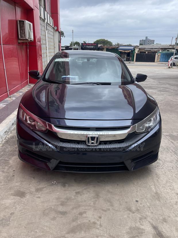 Honda Civic LX 4dr Sedan (2.0L 4cyl) 2016 Gray