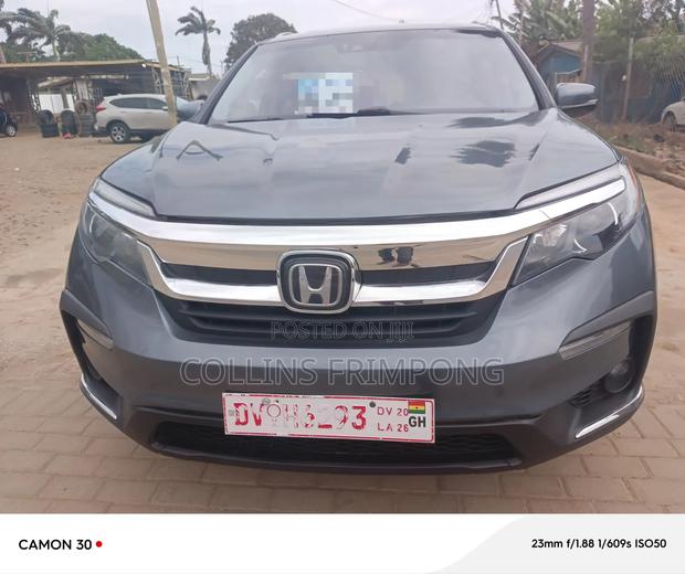 Honda CR-V 2019 Blue