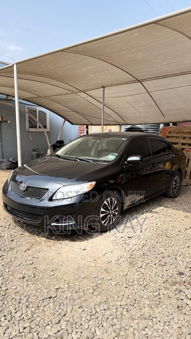 Toyota Corolla LE 4dr Sedan (1.8L 4 cyl 4A) 2009 Gray