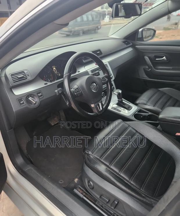 Volkswagen CC 2.0 Luxury 2011 Silver