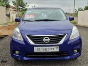 Nissan Versa 2013 Blue for sale