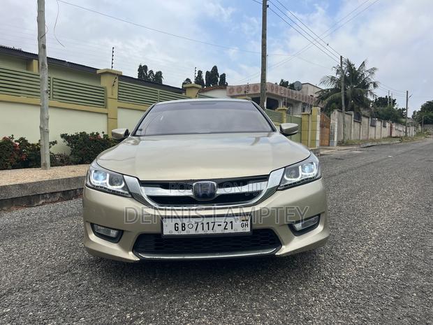Honda Accord 2015 Gold
