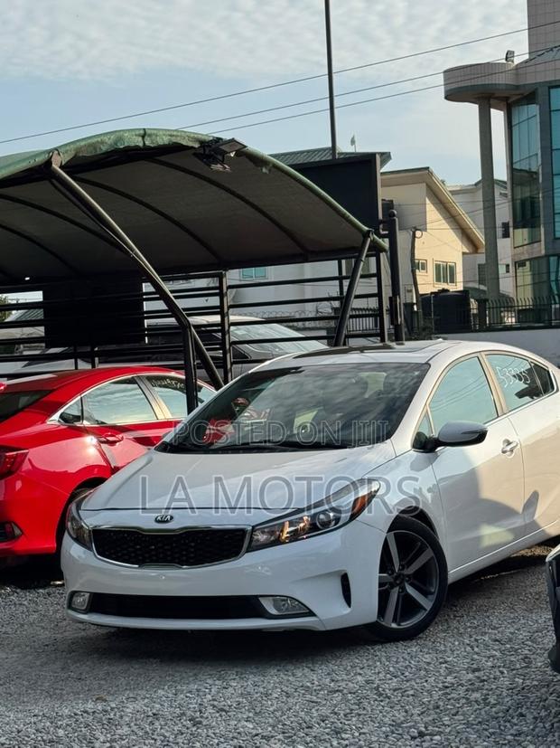 Kia Forte 2017 White