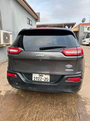 Jeep Cherokee Latitude 4dr SUV (2.4L 4cyl 9A) 2015 Gray for sale