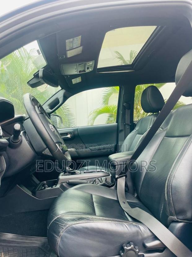Toyota Tacoma TRD Sport 2019 Gray