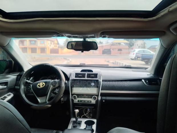 Toyota Camry 2012 Gray