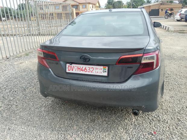 Toyota Camry 2012 Gray