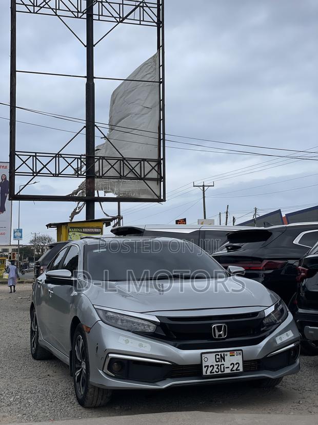 Honda Civic Touring 4dr Sedan (1.5L 4cyl) 2017 Silver
