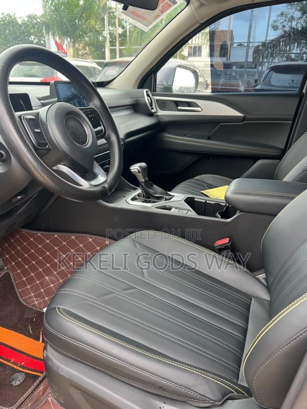 Great Wall Poer Deluxe 2024 Gray