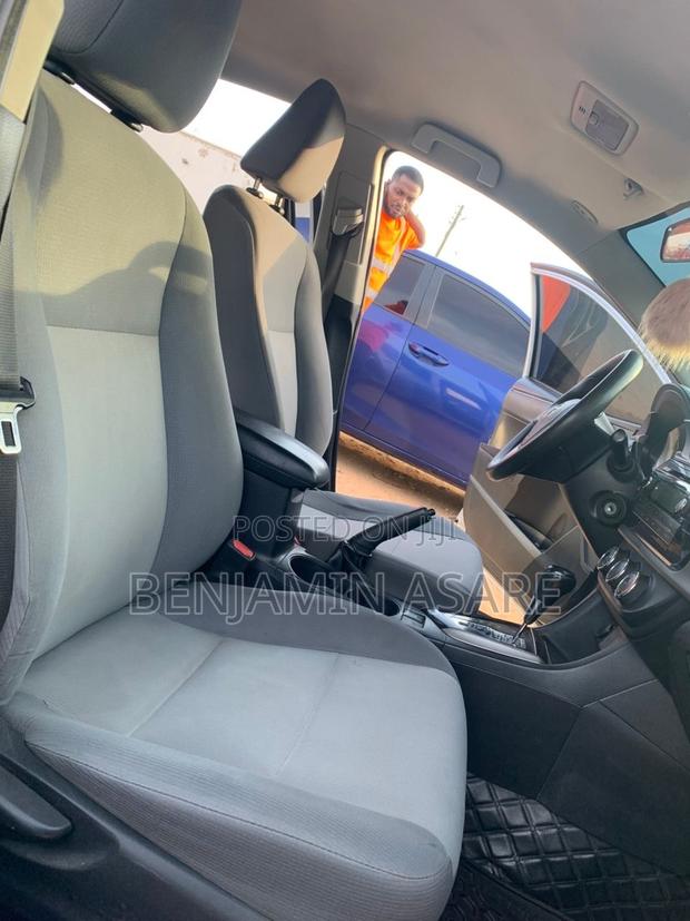 Toyota Corolla LE 4dr Sedan (1.8L 4cyl CVT) 2016 Silver