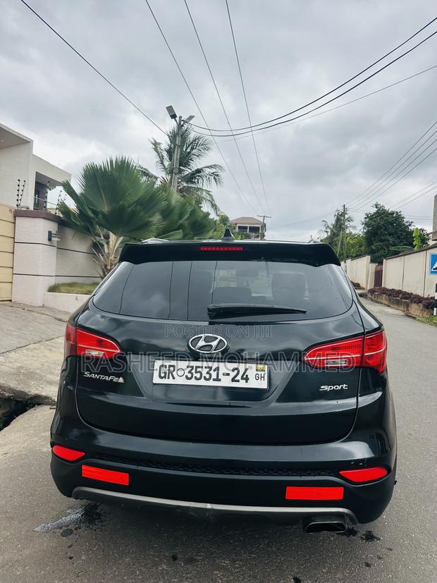 Hyundai Santa Fe 2015 Black