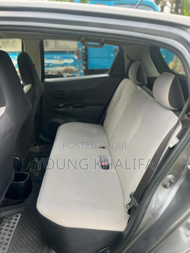 Toyota Vitz 2012 Gray