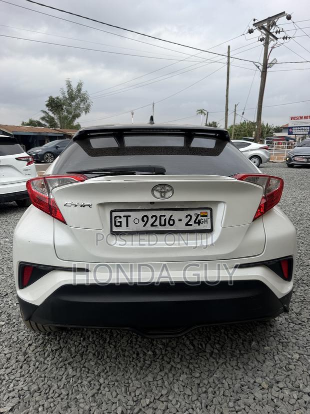 Toyota C-HR 2017 White