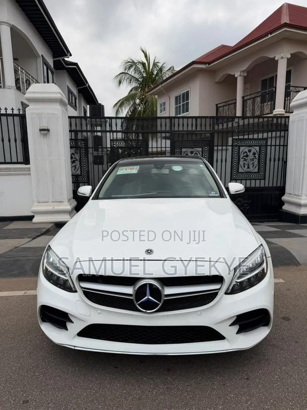 Mercedes-Benz C300 Sport 4Matic Sedan AWD (2.0L 4cyl 7A) 2017 White
