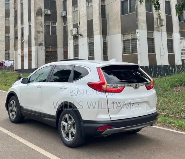 Honda CR-V Touring 4dr SUV AWD (1.5L 4cyl CVT) 2017 White