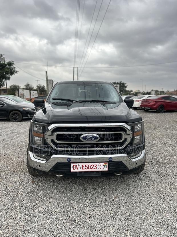 Ford F-150 XLT 2021 Black