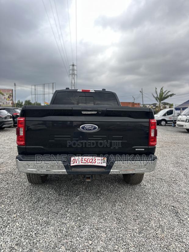 Ford F-150 XLT 2021 Black